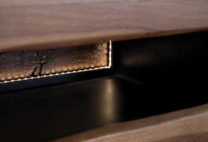 GINER Y COLOMER Meuble TV en bois d'acacia naturel et noir avec 3 tiroirs